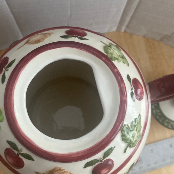 Bella Casa by Ganz ceramic apple tree teapot. About 7 in tall. NWT - Picture 7 of 8